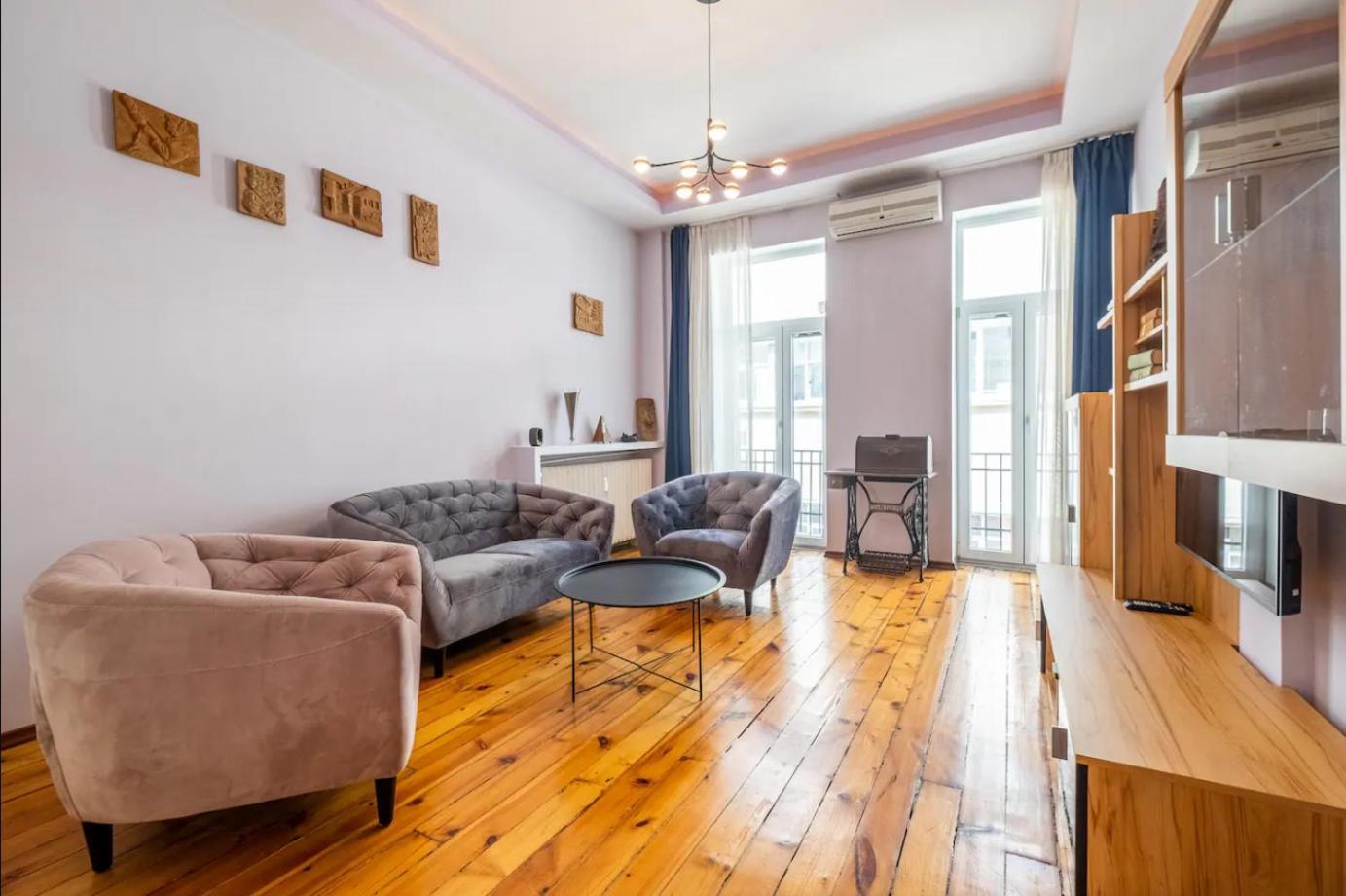 Charming 2Bdr Apartment In Historic Center With Parking Σόφια Εξωτερικό φωτογραφία