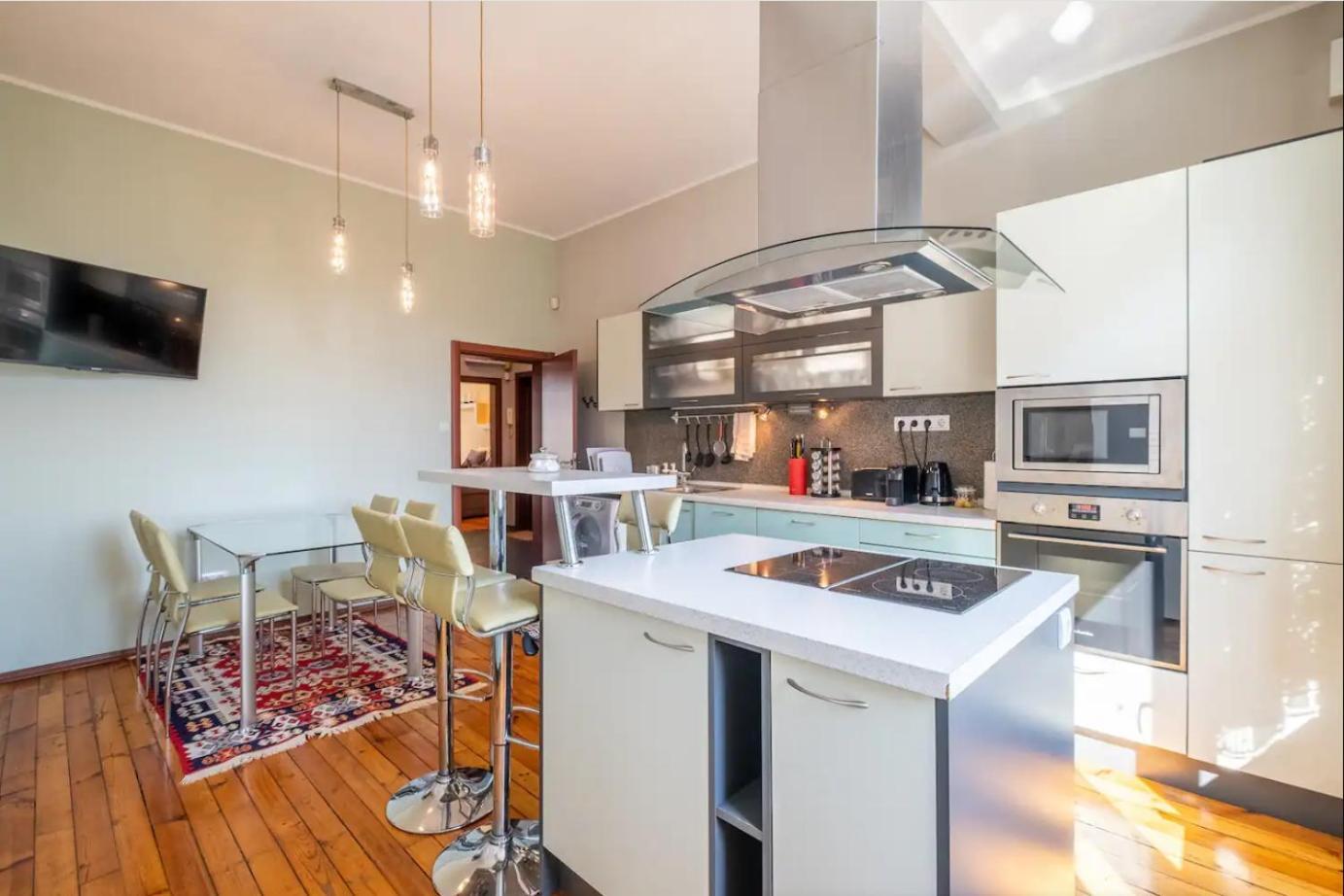Charming 2Bdr Apartment In Historic Center With Parking Σόφια Εξωτερικό φωτογραφία